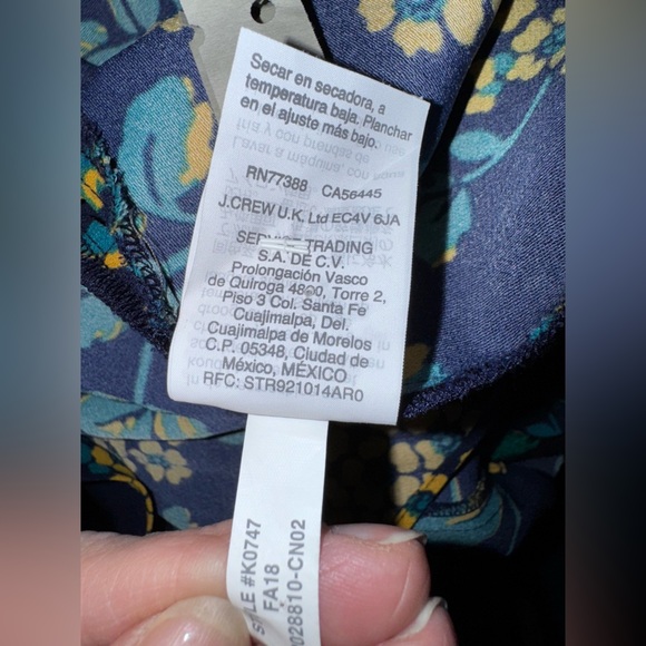 J Crew Floral Drapey Crepe Wrap Top size M EUC - Picture 9 of 12